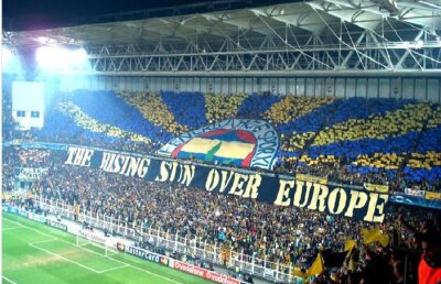 Urmăreşte pe net evoluţia lui Fenerbahce în amicalul cu Newcastle!