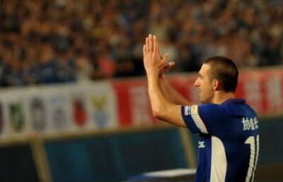 MM l-a refuzat pentru Steaua, acum face senzaţie în faţa lui Anelka şi a lui Yakubu