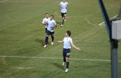 Dezvăluire incredibilă » Cum şi-a bătut joc MApN de gazonul din Ghencea!