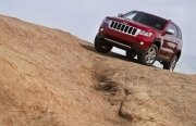 Jeep GC trece testul elanului, dar are probleme tehnice