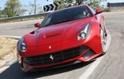 TopGear conduce Ferrari F12 Berlinetta