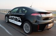 Cursa TopGear: Opel Ampera vs. velier - ziua 1