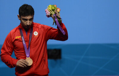 Performanţă excepţională la haltere » Am învins ”Petrol contra medalii”!