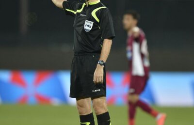 VIDEO A trecut testul presiunii » Contestat din toate părţile, Tudor a arbitrat bine CFR - Vaslui