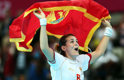 Fericire cu gust de semifinale » Handbalistele Oltchimului, Jovanovici şi Bulatovici, fac furori la Jocurile Olimpice