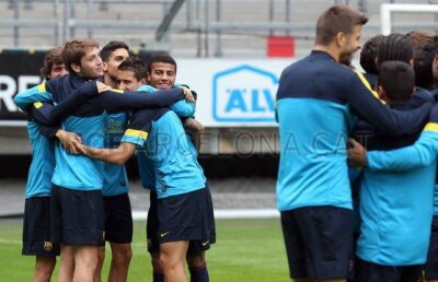 GALERIE FOTO / Carles Puyol a lipsit de la ultimul antrenament al Barcelonei din această dimineaţă!