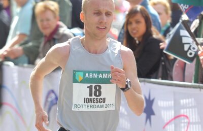 Cursa aşteptată de o jumătate de secol » Un anonim din Craiova reface tradiţia suferindă a maratonului masculin românesc