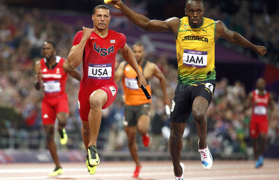 Bolt nu s-a mai oprit! Nou record mondial » Irezistibilul careu de aşi al Jamaicăi este primul care cîştigă 4x100 m în mai puţin de 37 de secunde