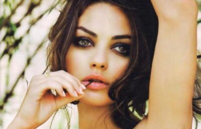 La multi ani, Mila Kunis!