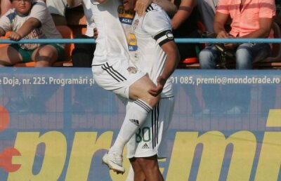 Liderii Vasluiului erau la cuţite » Sînmărtean şi Wesley nu se suportau! Porumboiu îl face praf pe mijlocaş