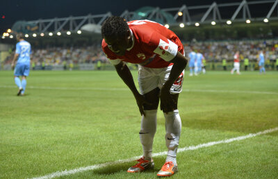 Ghinion pentru Dinamo » Edgar Alvarez s-a rupt după doar un sfert de oră cu Concordia