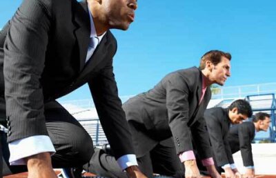 În pas alergător spre vârful ierarhiei