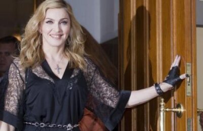 Madonna a fost data in judecata si i se cer daune de 10,5 milioane de dolari. Vezi pe cine a mai suparat!