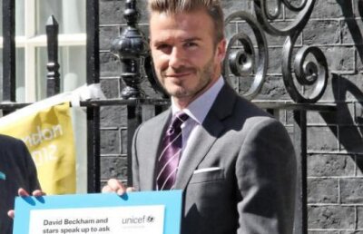 David Beckham castiga 36.000 de lire pe zi din contracte de publicitate