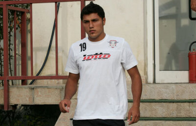 VIDEO Îşi complică viaţa în Ghencea » Unul dintre protejaţii lui Reghecampf scandează anti-Steaua :O