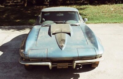 În memoriam Neil Armstrong: astronauții și Corvette