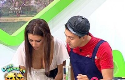 Roxana Vancea vrea sa-si siliconeze "bordul"!