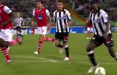 VIDEO Ratarea serii în Liga Campionilor! Armero s-a făcut de rîs în Udinese - Braga :D