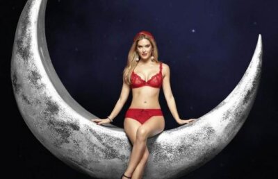 Lumea la picioarele lui Bar Refaeli. Vezi aici pictorialul sexy!