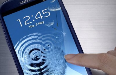 Apple, şah la  Samsung Galaxy S III