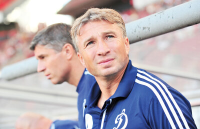 Dan Petrescu a înnebunit pe bancă la meciul cu fosta sa echipă » VIDEO cu reacţiile românului