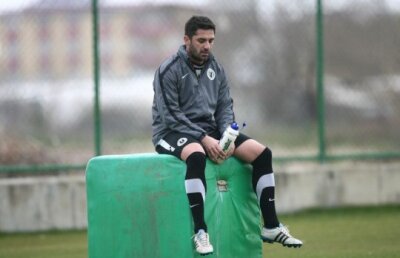 Dulca trage de Niculescu: ”Hai, vreau să te văd cît mai repede în ghete!”