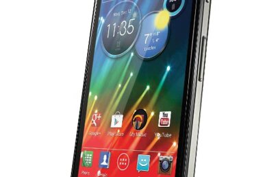 Noile RAZR Motorola: ocupă ecranul si forţează acumulatorii