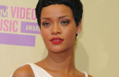  Rihanna si Miley Cyrus au facut senzatie cu noile lor tunsori la Premiile VMA