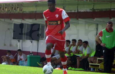 FOTO Alvarez, doar o repriză cu Sportul! Axente, evoluţie decentă