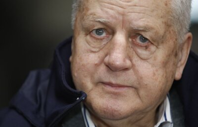 Iată cum se fac blaturile pe axa club-arbitru-observator. Asistentul pro Jean Pădureanu salvat de supervizor deşi a greşit grav