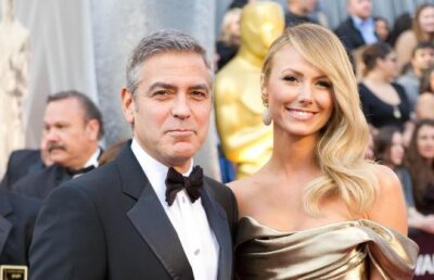 George Clooney s-ar fi despartit de Stacy Keibler. Vezi motivul! 