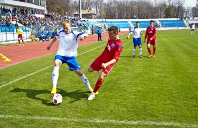 Portretul fundaşului dorit de Becali la Steaua » Alexandru Creţu, răul din defensiva Iaşiului