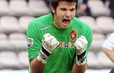 VIDEO RAgazzi, ce reflex! » Agazzi a scos incredibil cu călcîiul o lovitură liberă de la 25 de metri