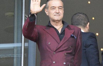 Gigi Becali e invidios pe CFR: "Am vrut să vin şi eu cu fruntea sus, războinic, cu o victorie"
