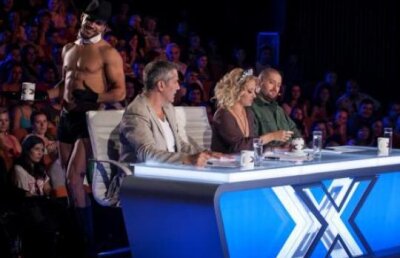 Doua zile pana la X Factor! Asistent personal: Delia a primit un stripper, cadou de la colegii jurati