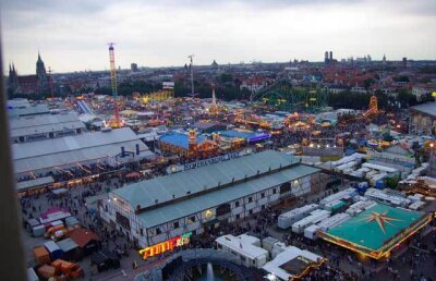 Hai, noroc şi la mai mare! Aplicaţie pe telefoanele mobile dedicată Oktoberfest