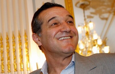 Gigi Becali le răsuceşte cuţitul în rană campionilor: "Păi, ce vrea Paszkany? Să îi dăm lui toate campionatele!"