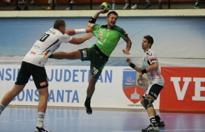 HCM Constanţa a pierdut primul meci în Ligă, 31-35 cu IK Savehof