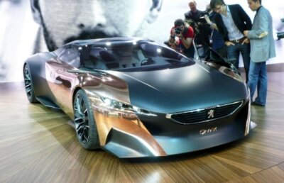 FOTO Salonul Auto de la Paris 2012 - Prima zi în imagini