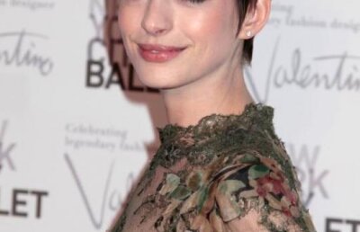 Actrita Anne Hathaway se casatoreste in acest weekend