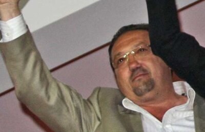 Derby-ul etapei încinge spiritele! Gigi Becali şi Florian Walter se ceartă pe bani