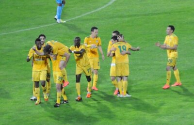 VIDEO Hizo a revenit pe banca Vasluiului cu o victorie fără emoţii cu Chiajna, 3-0 » Săgetaţi!