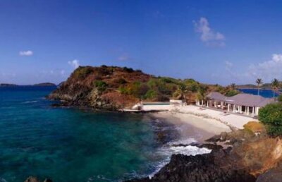 Insula Mustique, refugiul lui Bryan Adams. Vezi cum arata casa de vacanta a starului rock!