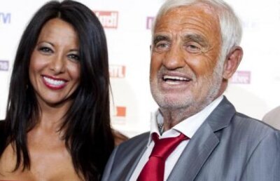 Jean-Paul Belmondo si-a parasit iubita cu 42 de ani mai tanara decat el