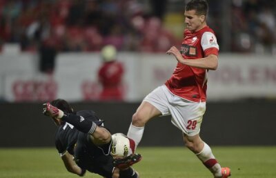 Ţucudean l-a supărat pe Bonetti » Atacantul dinamovist a fost schimbat după doar 35 de minute