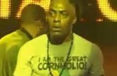 Coolio a subtilizat băutura dintr-un hotel din Mamaia. Rapperul american a îndesat licorile într-o faţă de pernă