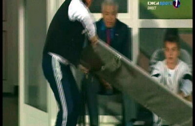 Nicolae Manea: "Am aruncat cu targa pe teren de nervi, n-am mai suportat! Bine că nu i-am dat un pumn lui Bocăneală!"