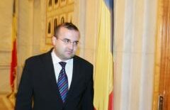 Claudiu Săftoiu le dă veşti proaste românilor: Taxa TV ar putea fi majorată începând din 2013