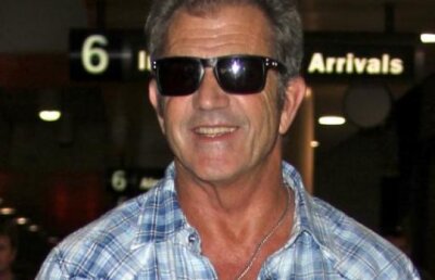 Mel Gibson are o noua iubita, karatista