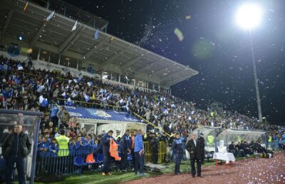 FOTO A înviat Oltenia! » Suporterii gorjenilor au făcut spectacol la derby-ul cu Steaua